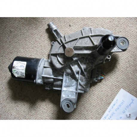 SILNICZEK WYCIERACZKI PRAWY PRZEDNI C4 PICASSO 536