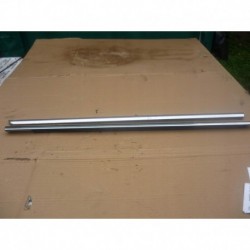 LISTWA ZGARNIAJĄCA PRZÓD MERCEDES W220