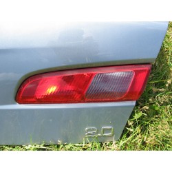 ALFA ROMEO 156 97-03 LAMPA PRAWA TYLNA TYŁ W KLAPĘ