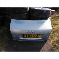 KLAPA BAGAŻNIKA AUDI A4 LY7R SEDAN