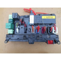 RANGE ROVER&nbsp;VOGUE L322 SKRZYNKA BEZPIECZNIKÓW 8 380 409