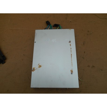 CHRYSLER&nbsp;300C I SEDAN WZMACNIACZ 05064118AD