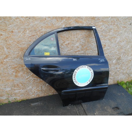 MERCEDES E KLASA W211 SEDAN C197 5D DRZWI TYŁ PRAWY