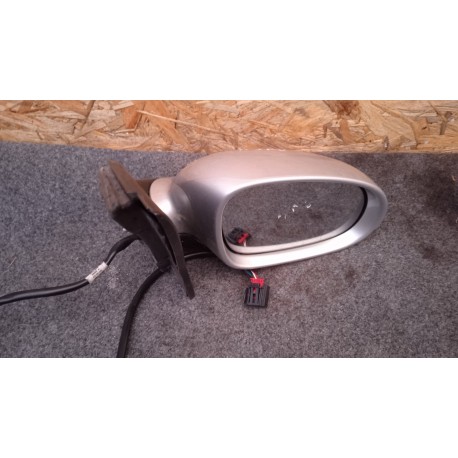 VW GOLF LA7W V LUSTERKO PRAWE 12 PIN