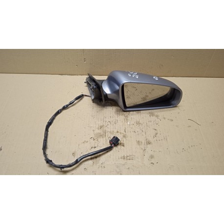 AUDI A3 SPORTBACK 8P LUSTERKO PRAWE 5PIN LY7H