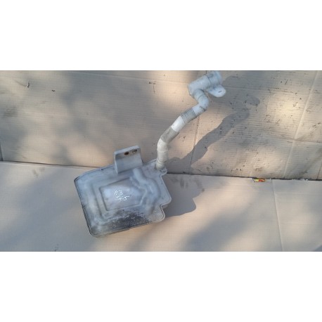 AUDI A3 8P ZBIORNICZEK PŁYNU SPRYSKIWACZY