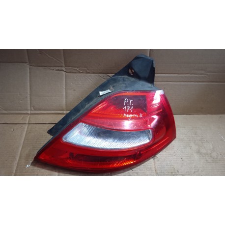 RENAULT MEGANE II FL HB LAMPA TYŁ PRAWA