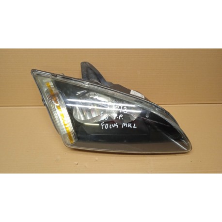 FORD FOCUS MK2 LAMPA PRZÓD PRAWA EU
