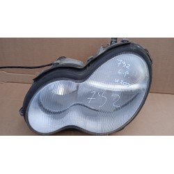 MERCEDES C KLASA W203 LAMPA PRZÓD LEWA