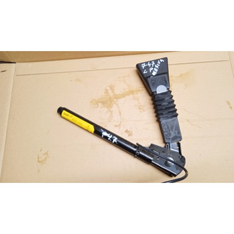 OPEL MERIVA A FL NAPINACZ PASA PRZÓD LEWY