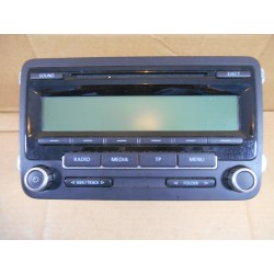 VW PASSAT B5 RADIO 1KO 035 186 AA