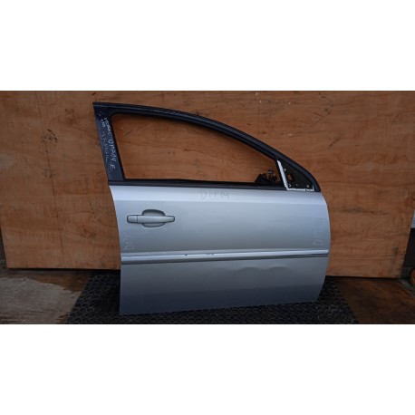 OPEL VECTRA C FL DRZWI PRZÓD PRAWY Z157