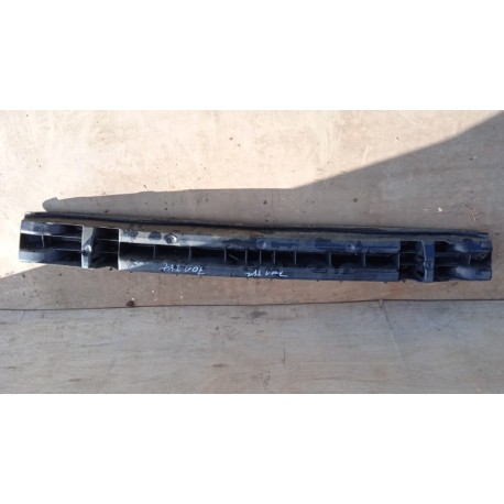 GRAND VOYAGER IV VAN BELKA ZDERZAKA TYŁ