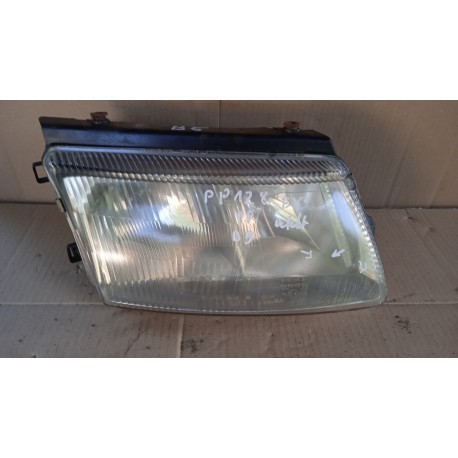 VW PASSAT B5 LAMPA PRZÓD PRAWA EU