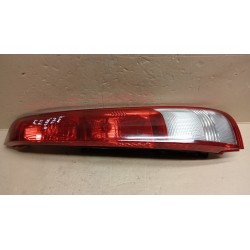 NISSAN X-TRIAL T30 SUV LAMPA TYŁ PRAWY