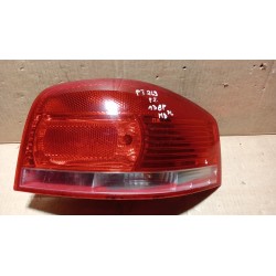 AUDI A3 8P HB LAMPA TYŁ PRAWA