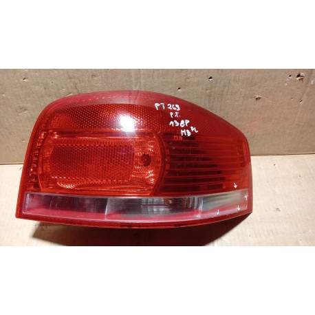 AUDI A3 8P FL HB LAMPA TYŁ PRAWA