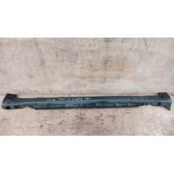 A4 B7 LISTWA PROGOWA PRAWA LZ7L S-LINE