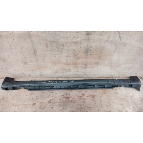 A4 B7 LISTWA PROGOWA PRAWA LZ7L S-LINE