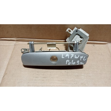 VW POLO 9N KLAMKA KLAPY TYŁ LA7W