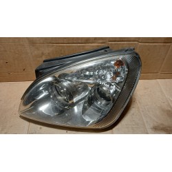 KIA CARENS III LAMPA PRZÓD LEWY