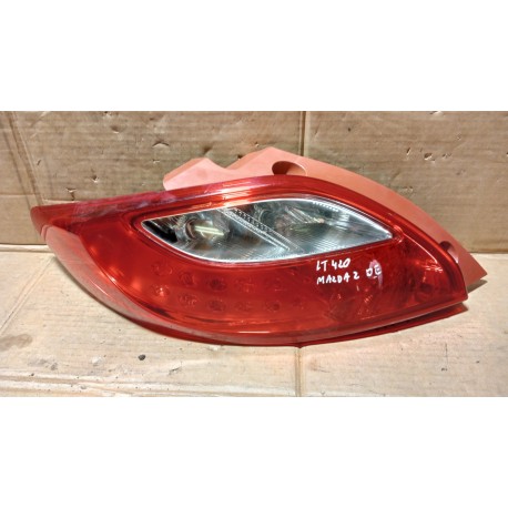 MAZDA 2 LAMPA TYŁ LEWA