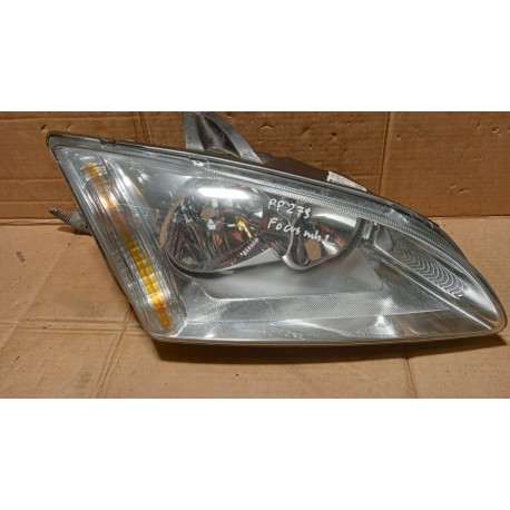 FORD FOCUS MK2 LAMPA PRZÓD PRAWA