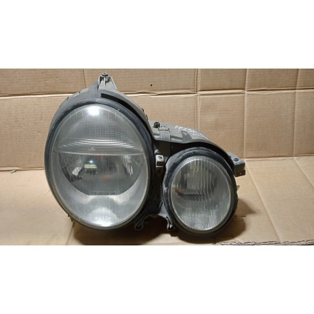 MERCEDES W210 LAMPA PRZÓD PRAWA XENON