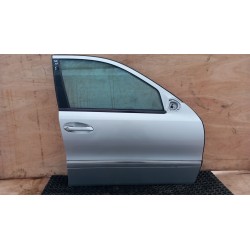 MERCEDES W211 FL DRZWI PRZÓD PRAWY C775