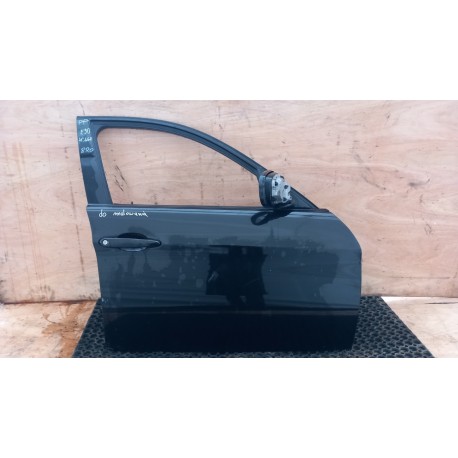 BMW E90 E91 FL DRZWI PRZÓD PRAWY 668