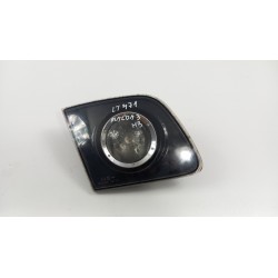 MAZDA 3 HB LAMPA TYŁ LEWA W KLAPĘ