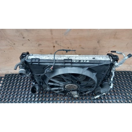 BMW E90 2.0D WENTYLATOR KOMPLET CHŁODNIC