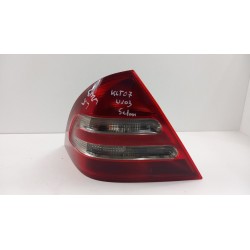 MERCEDES W203 SEDAN LAMPA TYŁ LEWA
