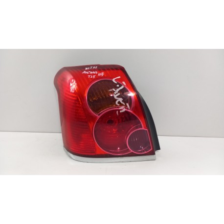 TOYOTA AVENSIS T25 HB LAMPA TYŁ LEWA