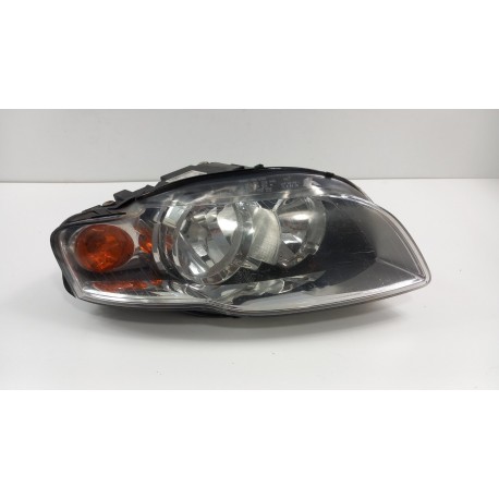AUDI A4 B7 LAMPA PRZÓD PRAWA