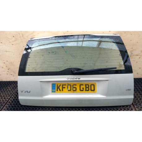 VOLVO V70 II LIFT KOMBI KLAPA TYŁ 469-46