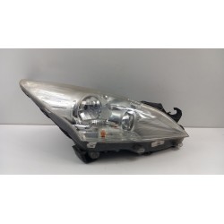 PEUGEOT 3008 I LAMPA PRZÓD PRAWA