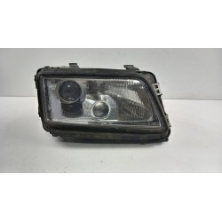 AUDI A8 D2 LAMPA PRZÓD PRAWA EU SOCZEWKA
