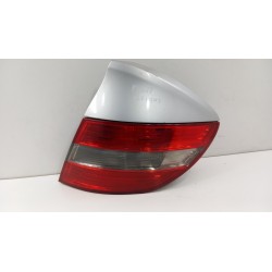 MERCEDES CLC W203 HB LAMPA TYŁ PRAWA