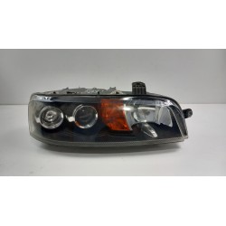 FIAT PUNTO II FL LAMPA PRZÓD PRAWA SOCZEWKA