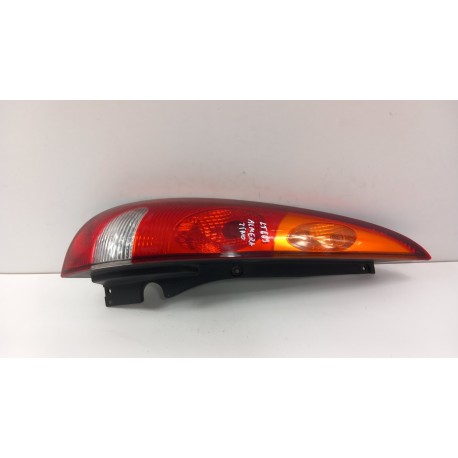 NISSAN ALMERA TINO HB LAMPA TYŁ LEWA