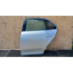 VW JETTA V SEDAN DRZWI TYŁ LEWY LA7W