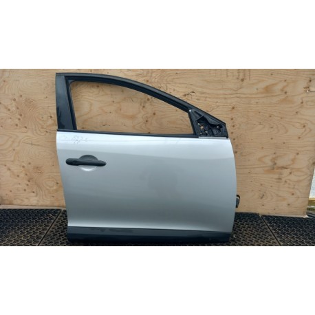 RENAULT MEGANE III DRZWI PRZÓD PRAWY TED69