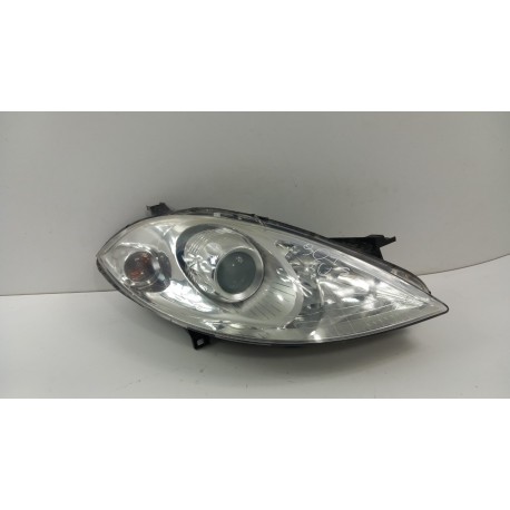 MERCEDES W169 LAMPA PRZÓD PRAWA EU SOCZEWKA