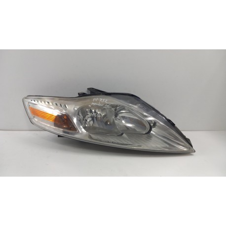 FORD MONDEO MK4 LAMPA PRZÓD PRAWA