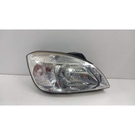 KIA RIO II LAMPA PRZÓD PRAWA