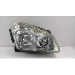 NISSAN QASHQAI J10 LAMPA PRZÓD PRAWA