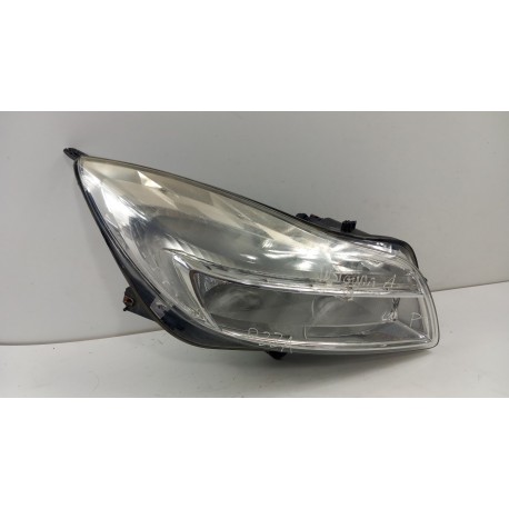 OPEL INSIGNIA A LAMPA PRZÓD PRAWA