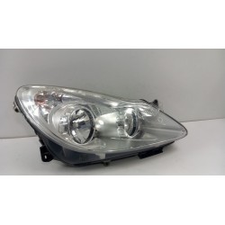 OPEL CORSA D LAMPA PRZÓD PRAWA