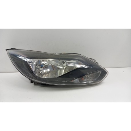 FORD FOCUS MK3 LAMPA PRZÓD PRAWA